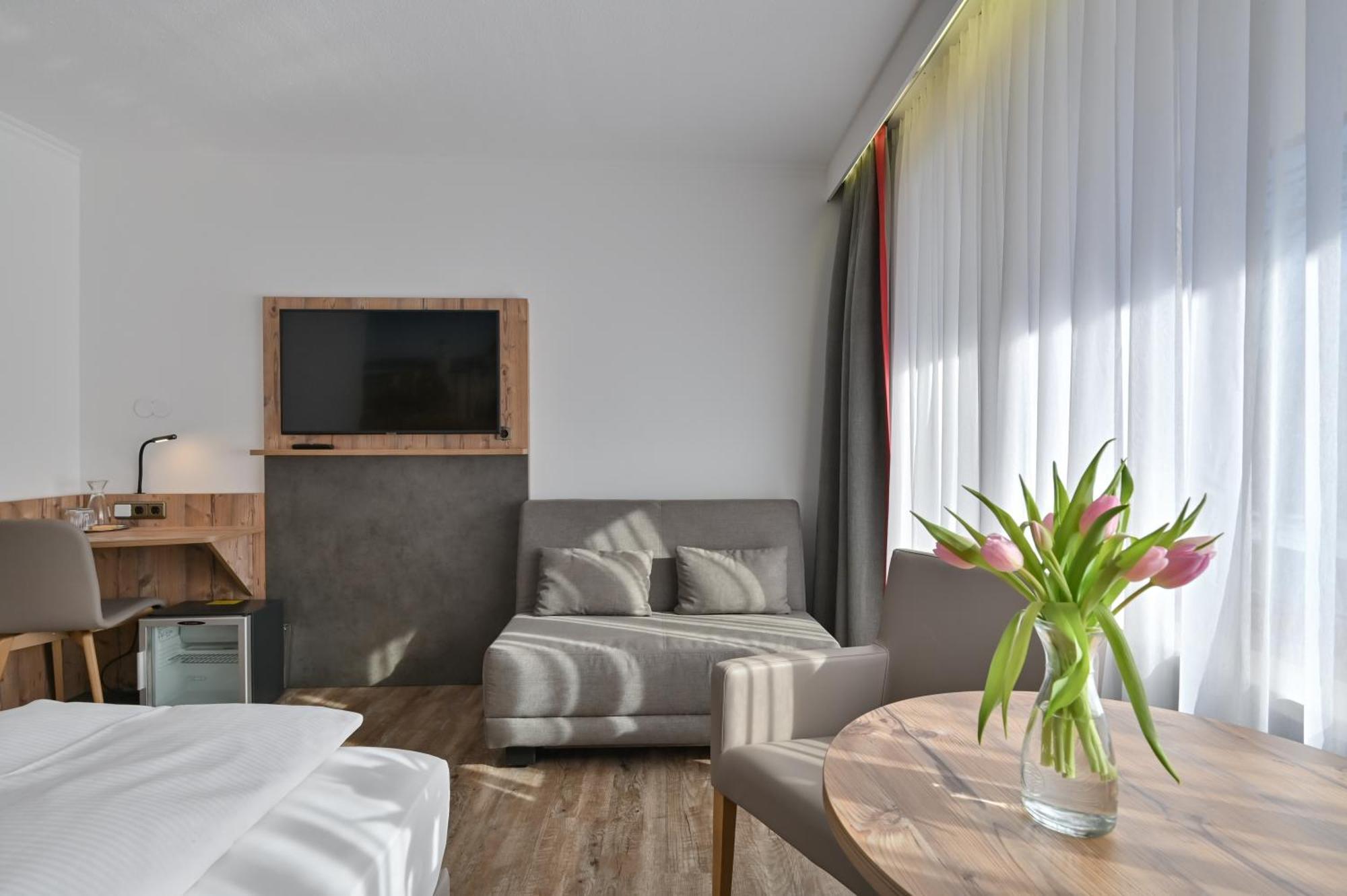 Hotel Ruchti - Zeit Fuer Mich Füssen المظهر الخارجي الصورة