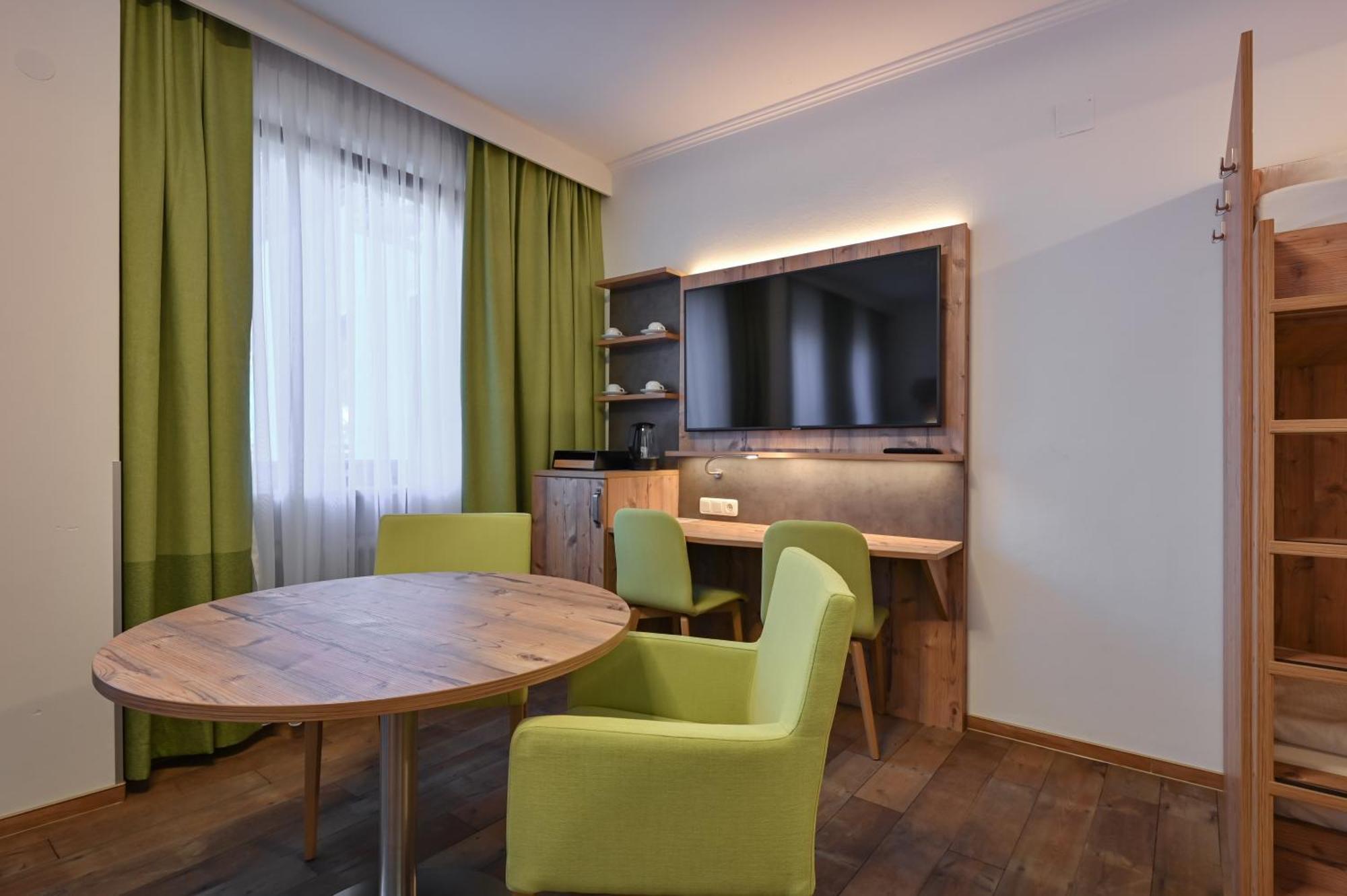 Hotel Ruchti - Zeit Fuer Mich Füssen المظهر الخارجي الصورة