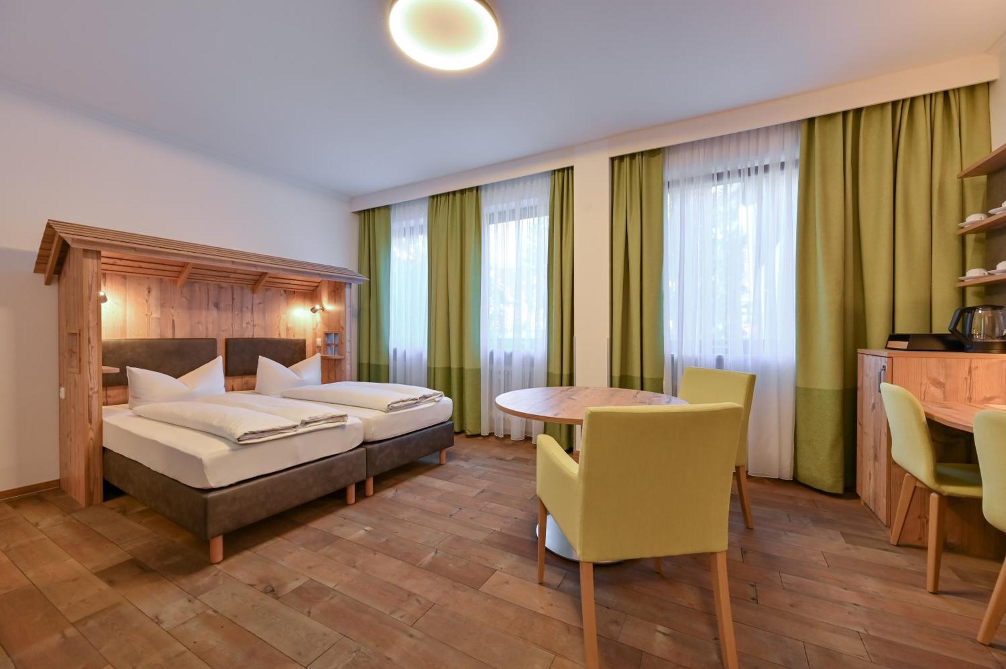 Hotel Ruchti - Zeit Fuer Mich Füssen المظهر الخارجي الصورة